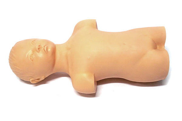 小儿腹部移动性浊音叩诊与腹腔穿刺训练模型